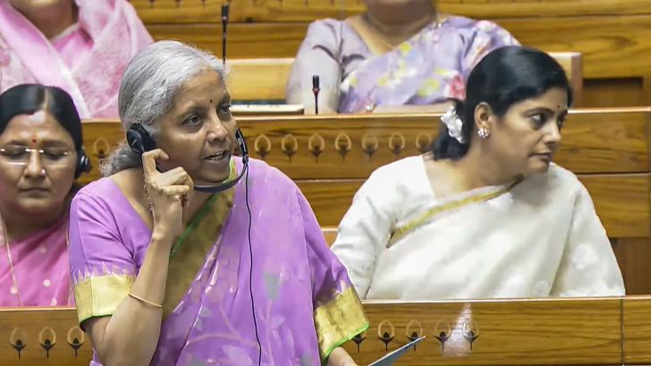https://www.salarnews.in/public/uploads/images/newsimages/maannewsimage12082025_194140_FM Nirmala Sitharaman.jpg